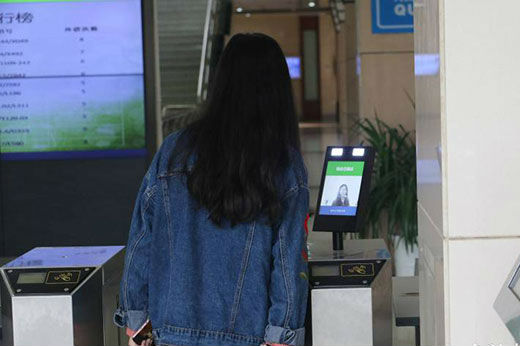 人員進(jìn)出管理系統(tǒng)用人臉識別的優(yōu)勢