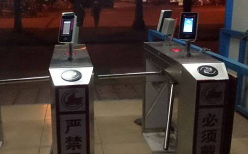 人臉識(shí)別進(jìn)出管理除了智能??門禁之外，還有哪些功能？