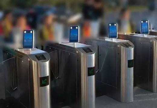 工業(yè)區(qū)人員進出用人臉識別系統(tǒng)的好處介紹